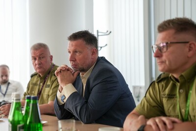Wizyta Ministra Spraw Wewnętrznych i Administracji w Placówce Straży Granicznej Warszawa-Okęcie Wizyta Ministra Spraw Wewnętrznych i Administracji w Placówce Straży Granicznej Warszawa-Okęcie