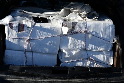 Papierosy przemycane balonem 