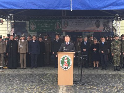 OSS SG otrzymał sztandar i imię gen. bryg. W. Orlik-Rückemanna 