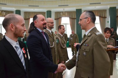 uroczystość wręczenia medali 