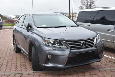Lexus zabezpieczony przez NOSG Funkcjonariusze Nadbużańskiego Oddziału SG zabezpieczyli poszukiwanego Lexusa