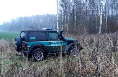 Nowe Jeepy Wrangler Sahara już w Straży Granicznej Straż Graniczna odebrała 60 nowych pojazdów patrolowych marki Jeep Wrangler Sahara