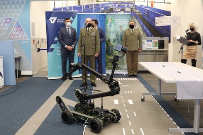 Robot pirotechniczny PIAP GRYF 