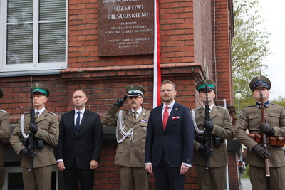 Odsłonięcie tablicy pamiątkowej Marszałka Polski Józefa Piłsudskiego 