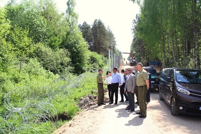 Delegacja z Iraku na terenie Placówki SG w Krynkach 
