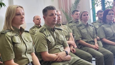 Spotkanie Marszałek Sejmu z funkcjonariuszami Straży Granicznej z PSG w Narewce 