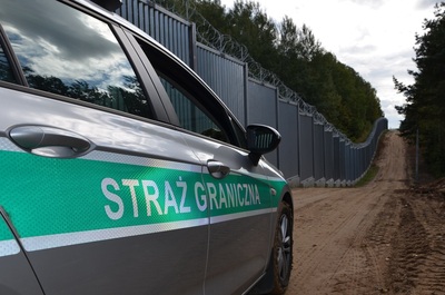 auto SG na granicy polsko-białoruskiej 