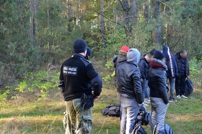 Cudzoziemcy zatrzymani w rejonie PSG w Michałowie 