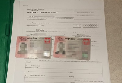 dokumentacja służbowa oraz zatrzymane dowody 