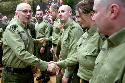 Spotkanie wigilijne Prezydenta RP i Pierwszej Damy RP z funkcjonariuszami służb mundurowych 