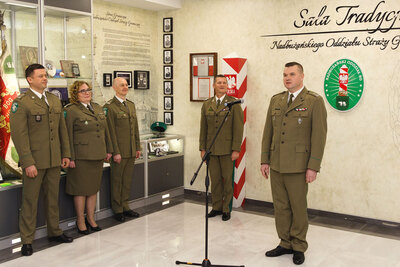 Uroczystość przejęcia obowiązków przez nowego zastępcę komendanta oddziału 