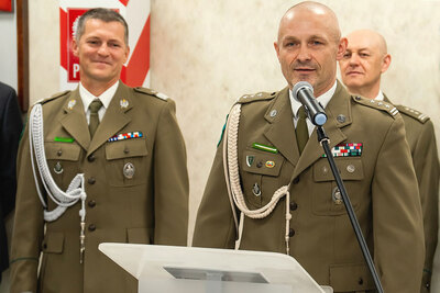 Uroczystość przejęcia obowiązków przez nowego zastępcę komendanta oddziału 