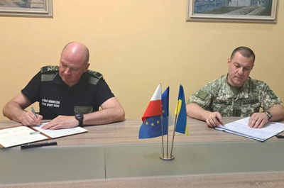 Podpisanie protokołu po spotkaniu pełnomocników granicznych Polski i Ukrainy 