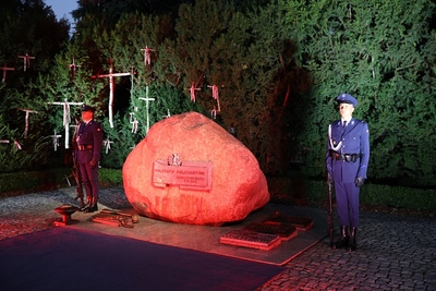Obchody 23. rocznicy otwarcia polskiego cmentarza wojennego w Miednoje 