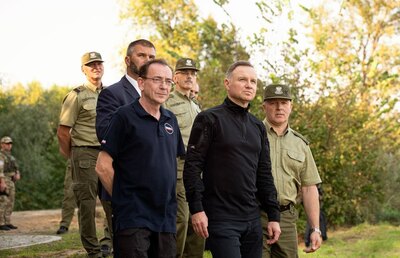 Prezydent RP i Minister SWiA w rejonie granicy państwa - trójstyku granic Polski, Białorusi i Ukrainy 