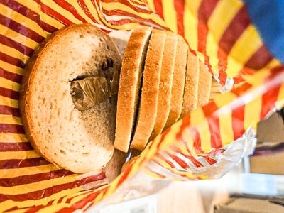Klucze w bochenku chleba 