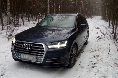 Zabezpieczone Audi SQ7 