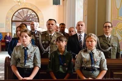 Uczestnicy uroczystości pogrzebowej żołnierza KOP. 