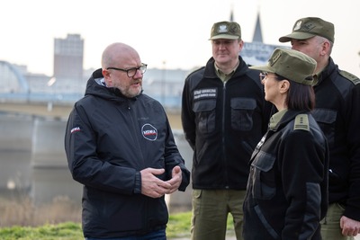 Wiceminister Maciej Duszczyk i Komendant NoOSG podczas wizyty w Lubuskiem Wiceminister Maciej Duszczyk i Komendant NoOSG podczas wizyty w Lubuskiem