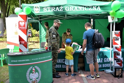 Straż Graniczna na kosmicznym Dniu Dziecka 