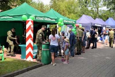 Straż Graniczna na kosmicznym Dniu Dziecka 