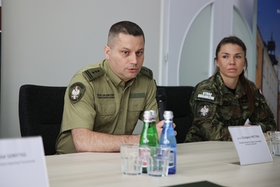 Kwestie merytoryczne kampanii przedstawił Zastępca Dyrektora Zarządu Granicznego KGSG płk SG Grzegorz Pietyra
