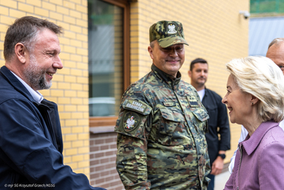 Szef polskiego rządu i Przewodnicząca Komisji Europejskiej z wizytą na granicy 