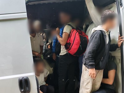 Nielegalni migranci zatrzymani przez funkcjonariuszy Straży Granicznej Nielegalni migranci zatrzymani przez funkcjonariuszy Straży Granicznej