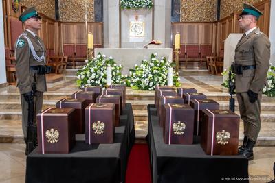 Ceremonia pogrzebowa szczątków Ofiar Zbrodni Katyńskiej 