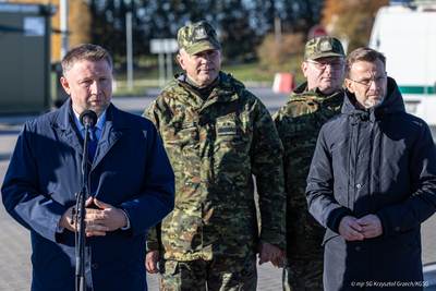 Spotkanie Ministrów Spraw Wewnętrznych Polski i Litwy na granicy Spotkanie Ministrów Spraw Wewnętrznych Polski i Litwy na granicy