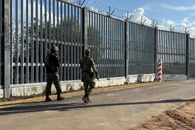 Patrol Straży Granicznej na granicy polsko-białoruskiej Patrol Straży Granicznej na granicy polsko-białoruskiej