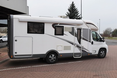 Zatrzymany kamper Zatrzymany kamper