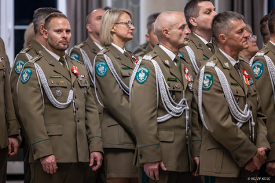 Wyróżnienia i awanse z okazji Święta Niepodległości 