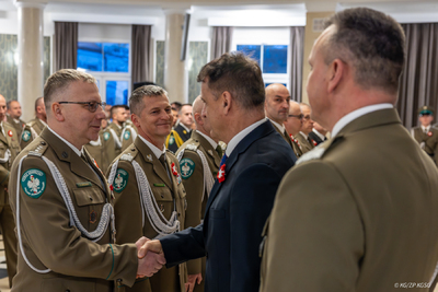 Wyróżnienia i awanse z okazji Święta Niepodległości 