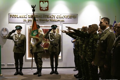 Ślubowanie funkcjonariuszy służby kontraktowej Ślubowanie funkcjonariuszy służby kontraktowej