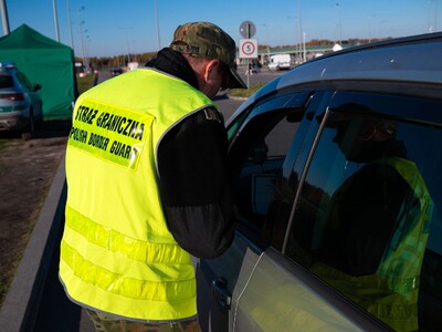 Pięć miesięcy tymczasowo przywróconych kontroli granicznych Pięć miesięcy tymczasowo przywróconych kontroli granicznych