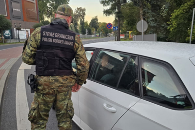 Tymczasowe kontrole graniczne trwają już pół roku Tymczasowe kontrole graniczne trwają już pół roku