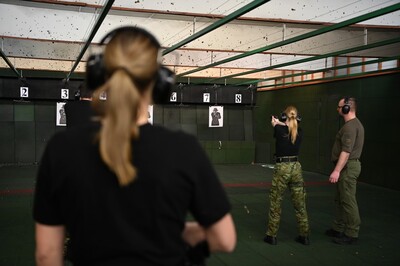 Zajęcia na strzelnicy 
