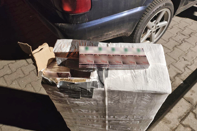 Papierosy przemycane balonem 