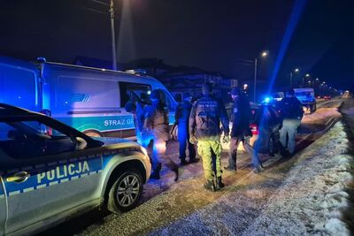 Zatrzymanie kuriera i nielegalnych migrantów