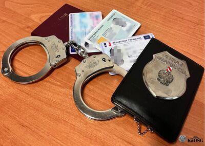 Kajdanki, dokumenty odznaka Straży Granicznej Kajdanki, dokumenty odznaka Straży Granicznej