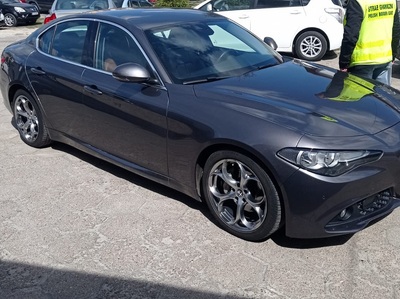 Zatrzymana Mazda Zatrzymana Mazda