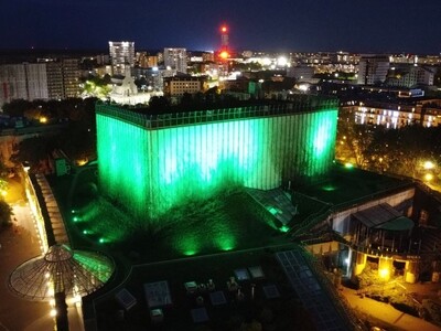 Wyjątkowy jubileusz Straży Granicznej – Polska rozbłysła na zielono Wyjątkowy jubileusz Straży Granicznej – Polska rozbłysła na zielono