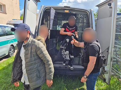 Kontrola legalności pobytu zakończona zatrzymaniem 16 cudzoziemców Kontrola legalności pobytu zakończona zatrzymaniem 16 cudzoziemców