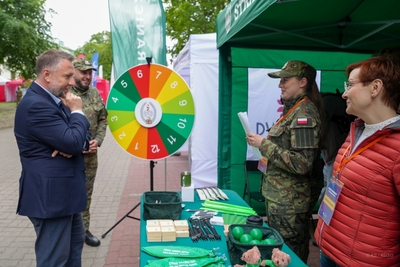 Dzień Dziecka w ogrodach Kancelarii Premiera Dzień Dziecka w ogrodach Kancelarii Premiera