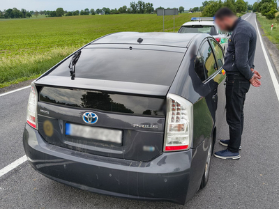 Kurier z Azerbejdżanu przewoził Pakistańczyków Kurier z Azerbejdżanu przewoził Pakistańczyków