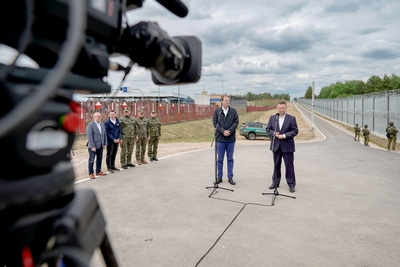 Wizyta Ministrów Spraw Wewnętrznych Polski i Irlandii na granicy polsko-białoruskiej 