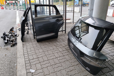 Zatrzymane części Zatrzymane części