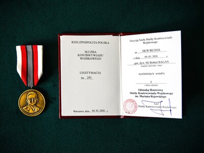 Gen. dyw. SG Robert Bagan uhonorowany Odznaką Honorową Służby Kontrwywiadu Wojskowego Gen. dyw. SG Robert Bagan uhonorowany Odznaką Honorową Służby Kontrwywiadu Wojskowego