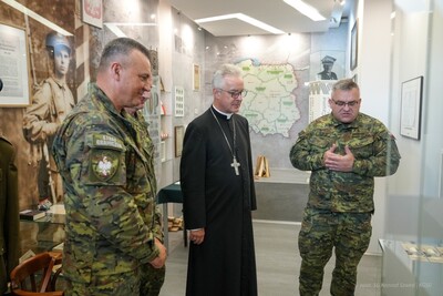 Wizyta Biskupa Polowego w Komendzie Głównej Straży Granicznej Wizyta Biskupa Polowego w Komendzie Głównej Straży Granicznej